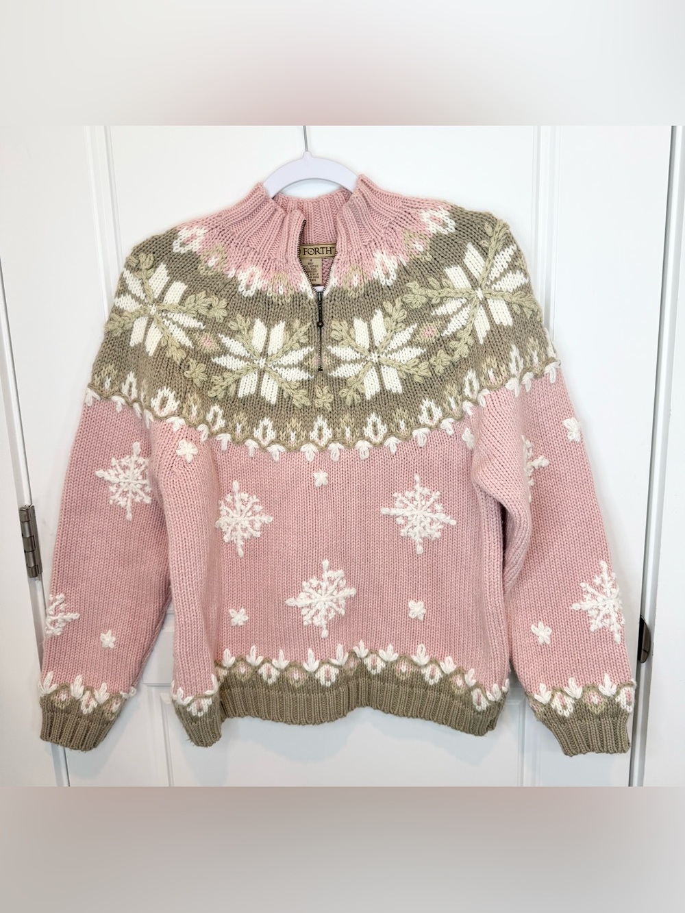 So Forth VTG Winter Snowflake Pattern Mock Neck Sweater Size Medium Dimensional